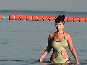 amateur beach bikini brunette milf outdoor public wet