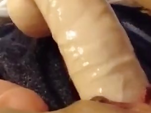 amateur close-up dildo hidden-cam homemade mammy masturbation orgasm squirting
